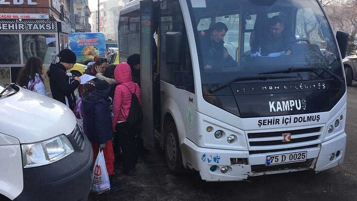 Ardahan Belediyesi\'nden Kayak Severlere Ücretsiz Ulaşım Hizmeti
