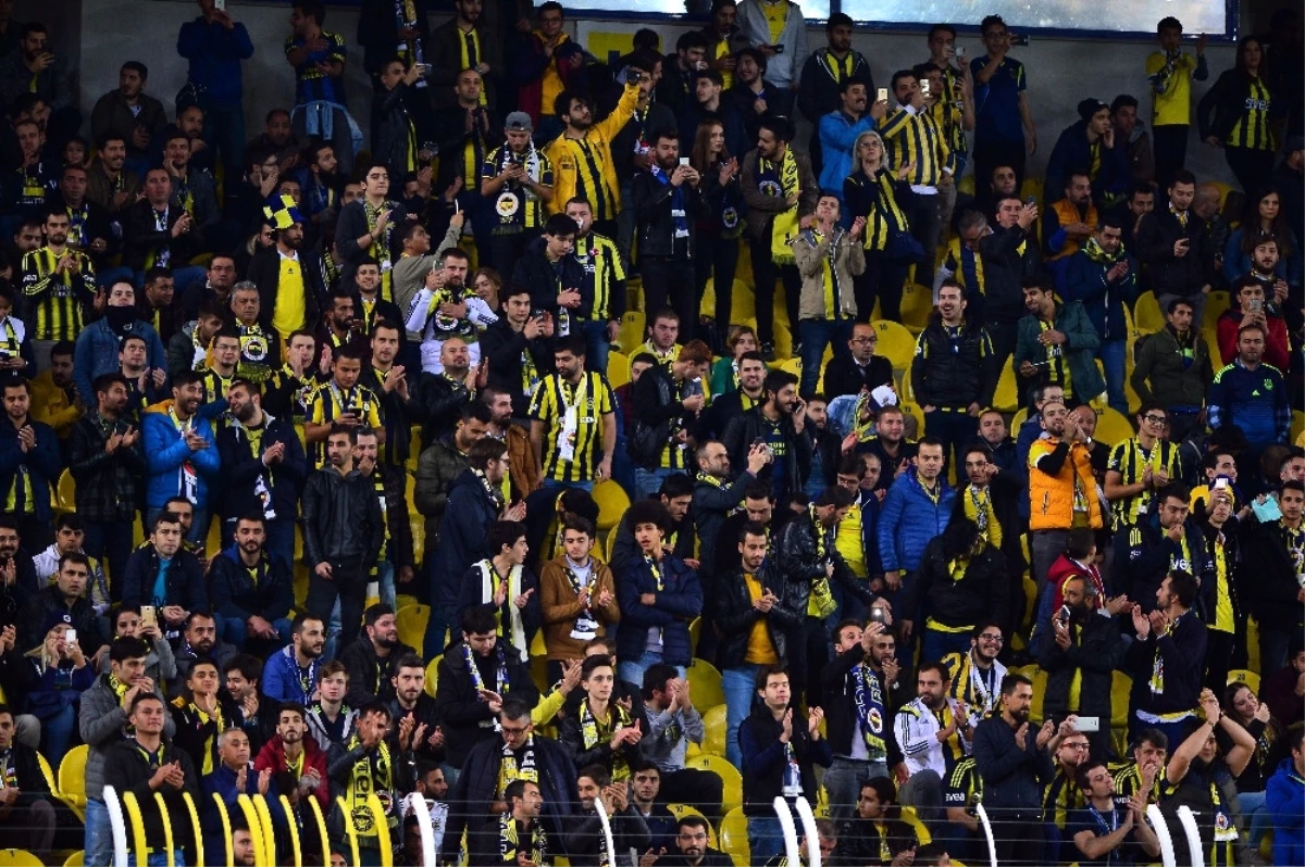 Fenerbahçe Taraftarı Trabzonspor Maçında Yok