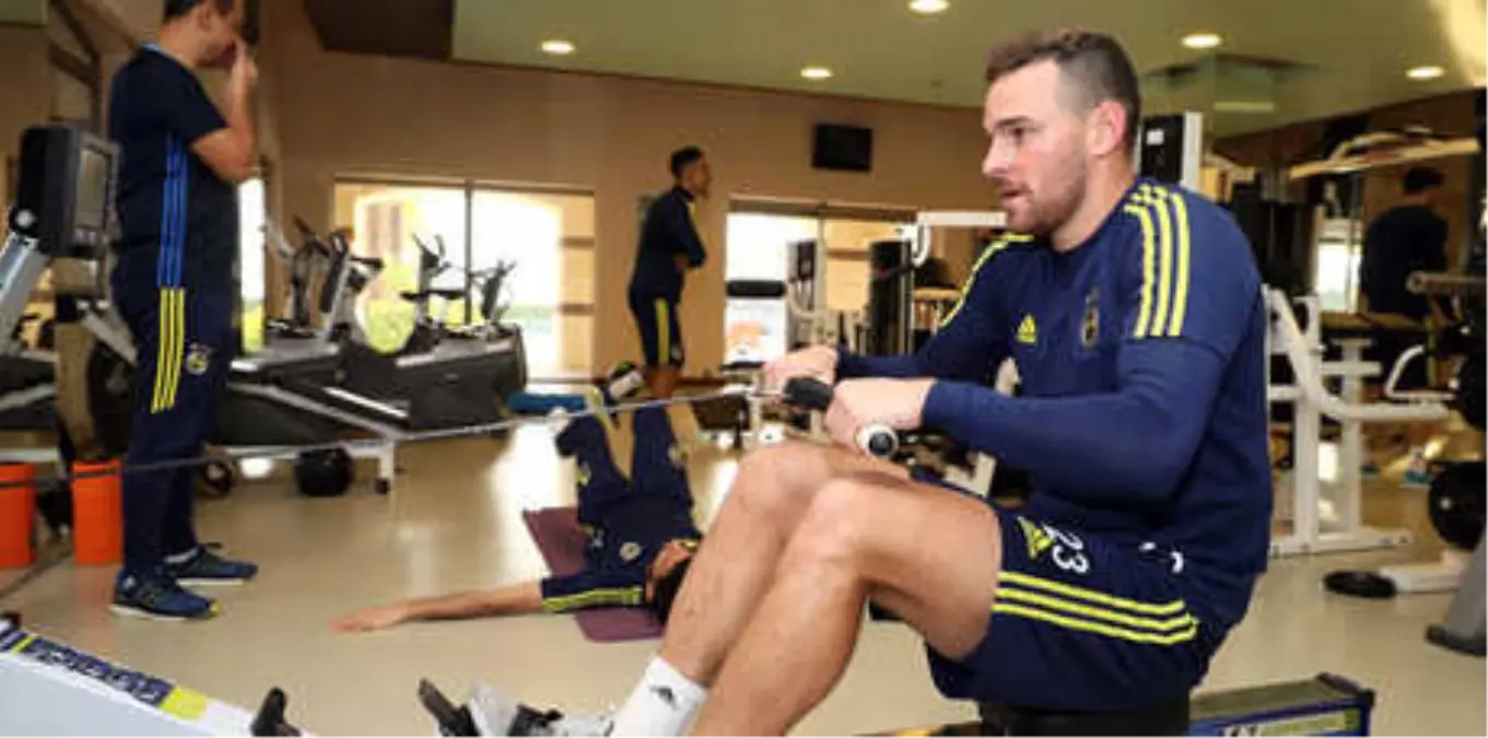 Fenerbahçe\'ye Janssen\'den Kötü Haber!