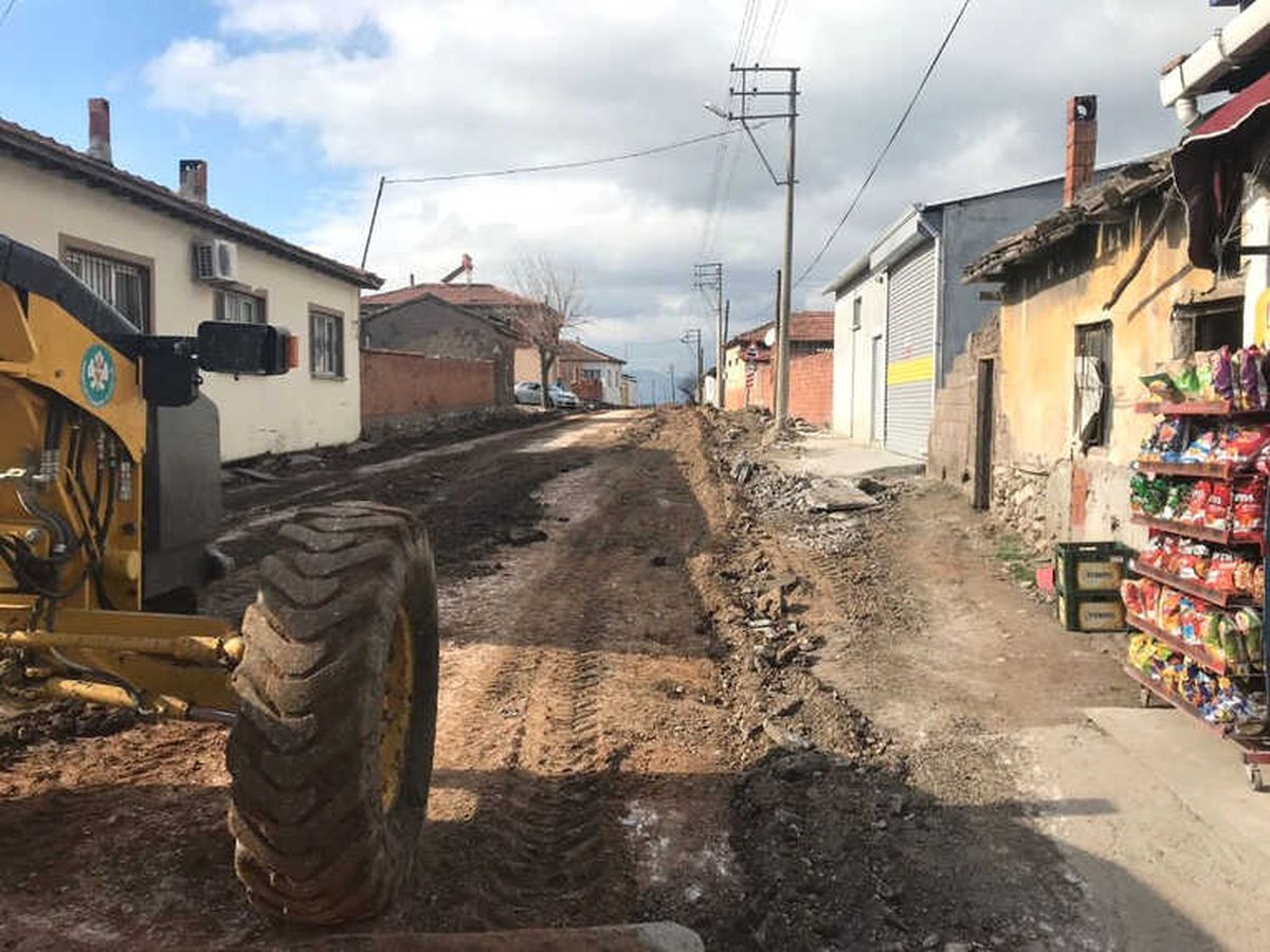 Kapaklı-Mecidiye Yolu Asfalta Hazırlanıyor