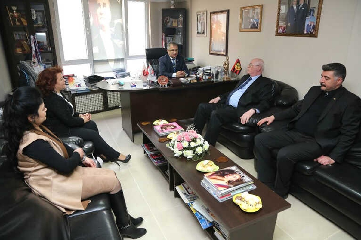 Kazım Kurt Meslek Odalarını Ziyaret Etti