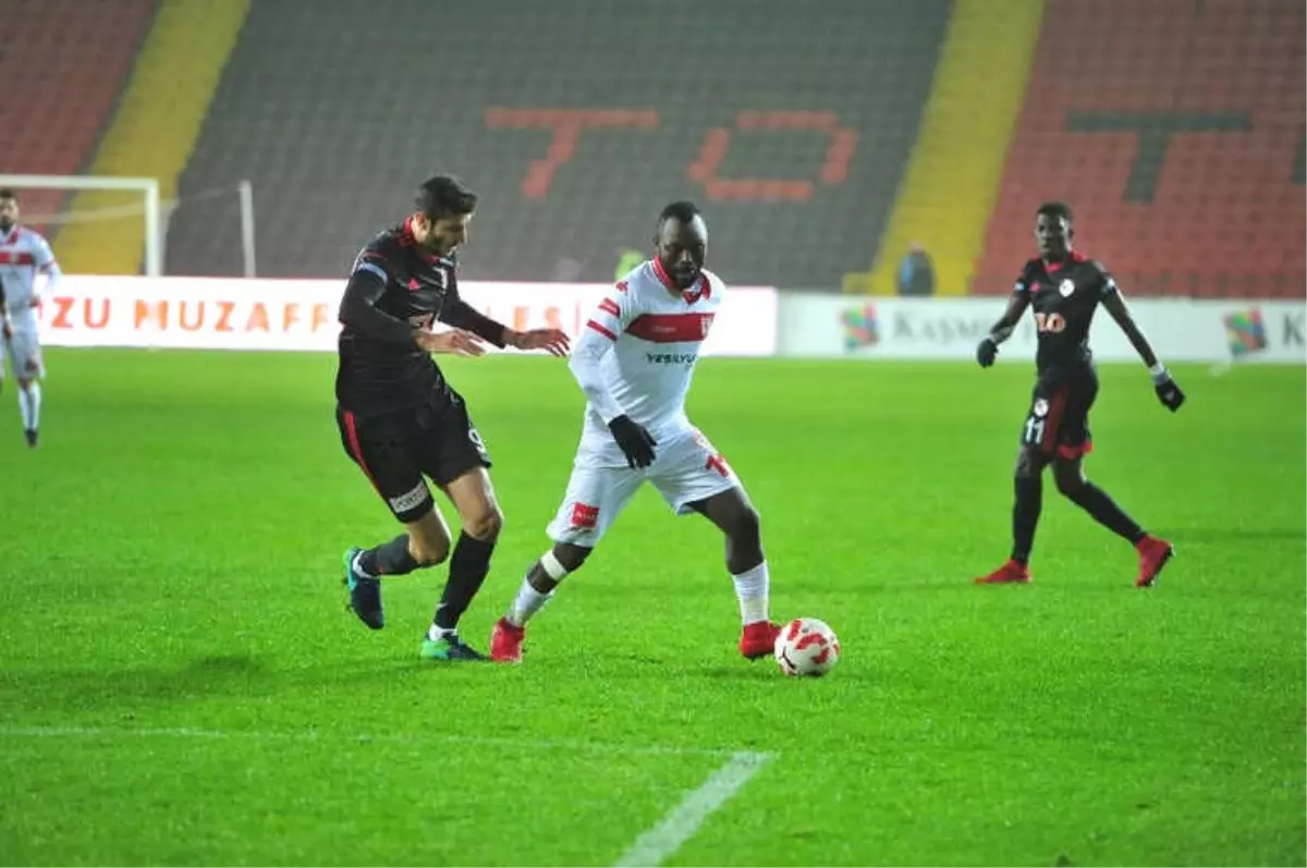 Samsunspor\'da Savunma Sorunu