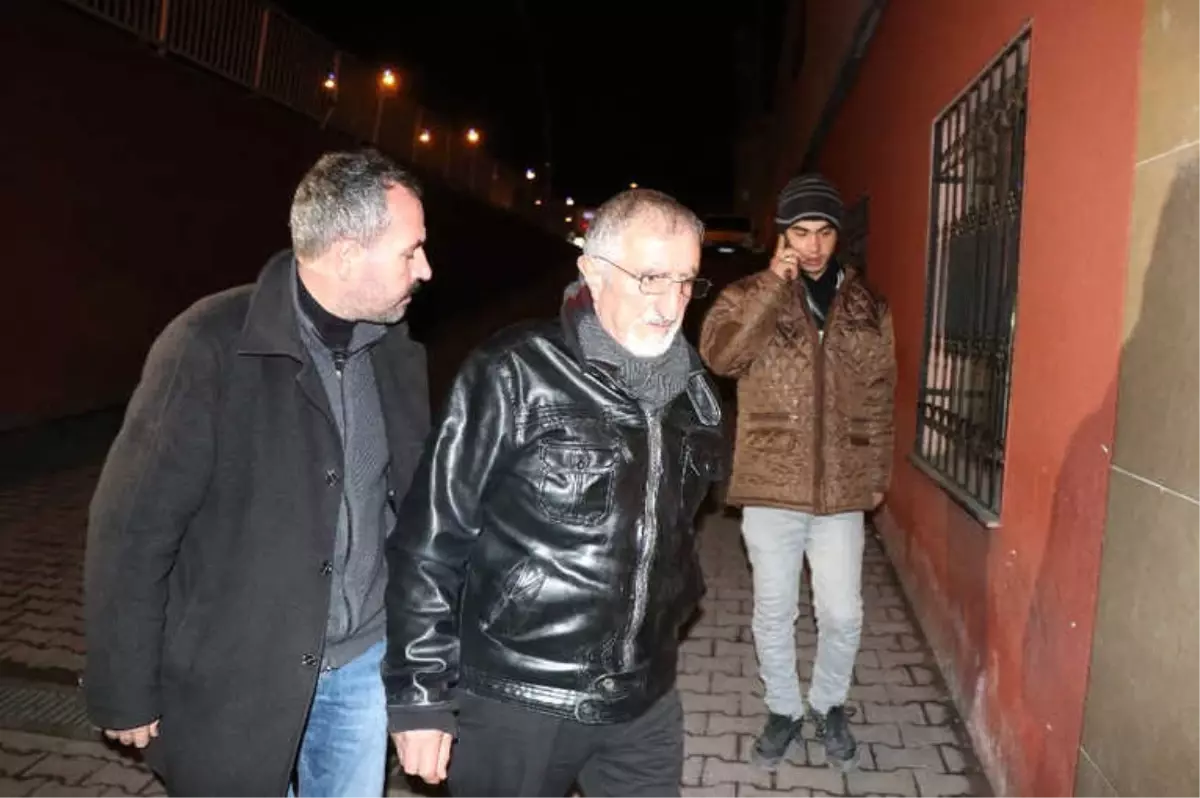 Terör Örgütü Propagandası Yapan Emekli Öğretmen Tutuklandı