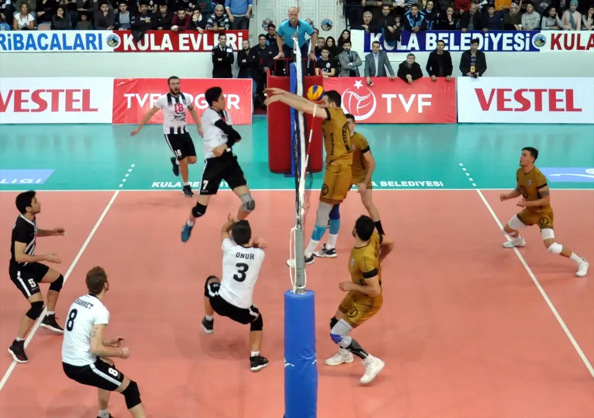 Voleybol: Efeler Ligi