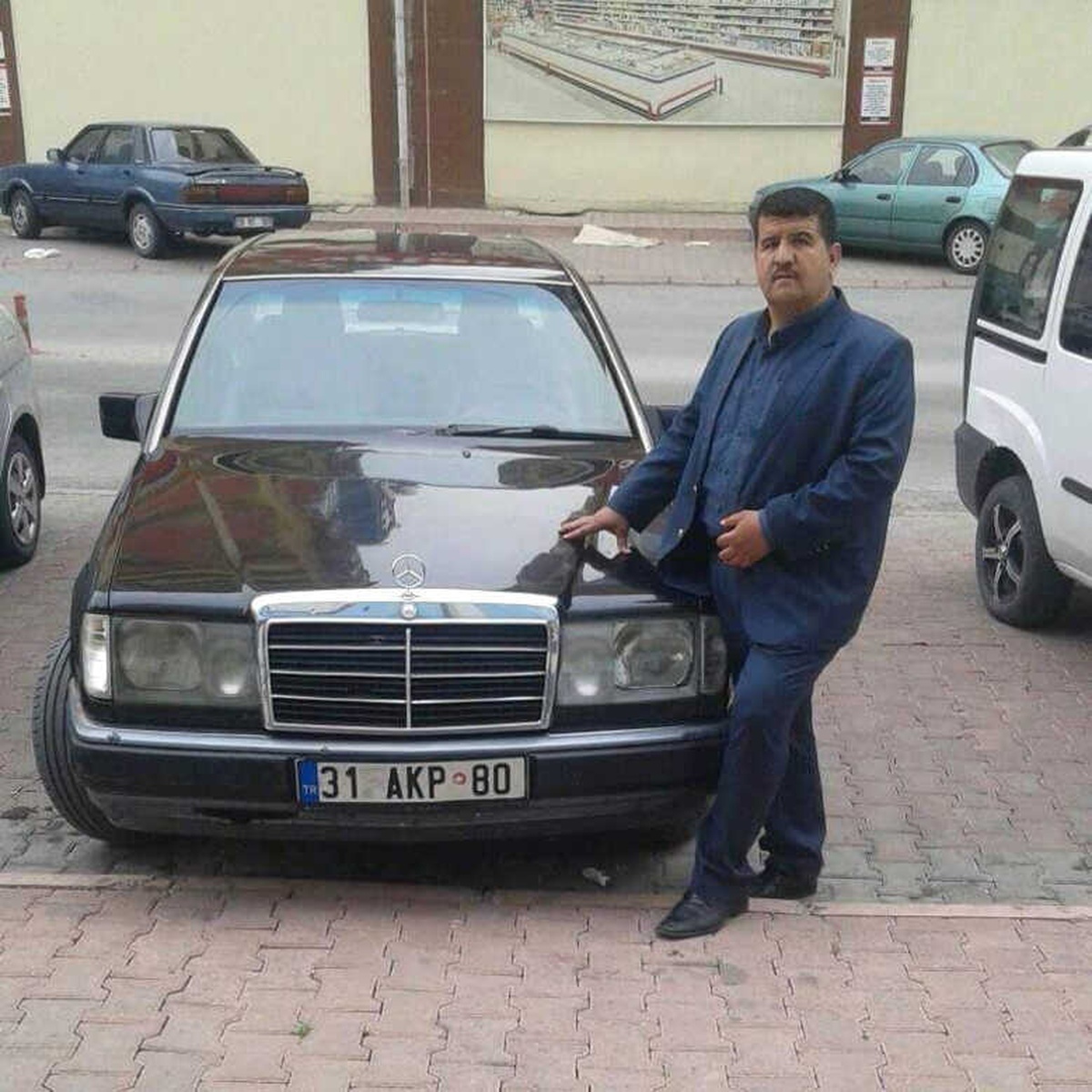 Akp" Plakalı Otomobiline 250 Bin Lira İstiyor