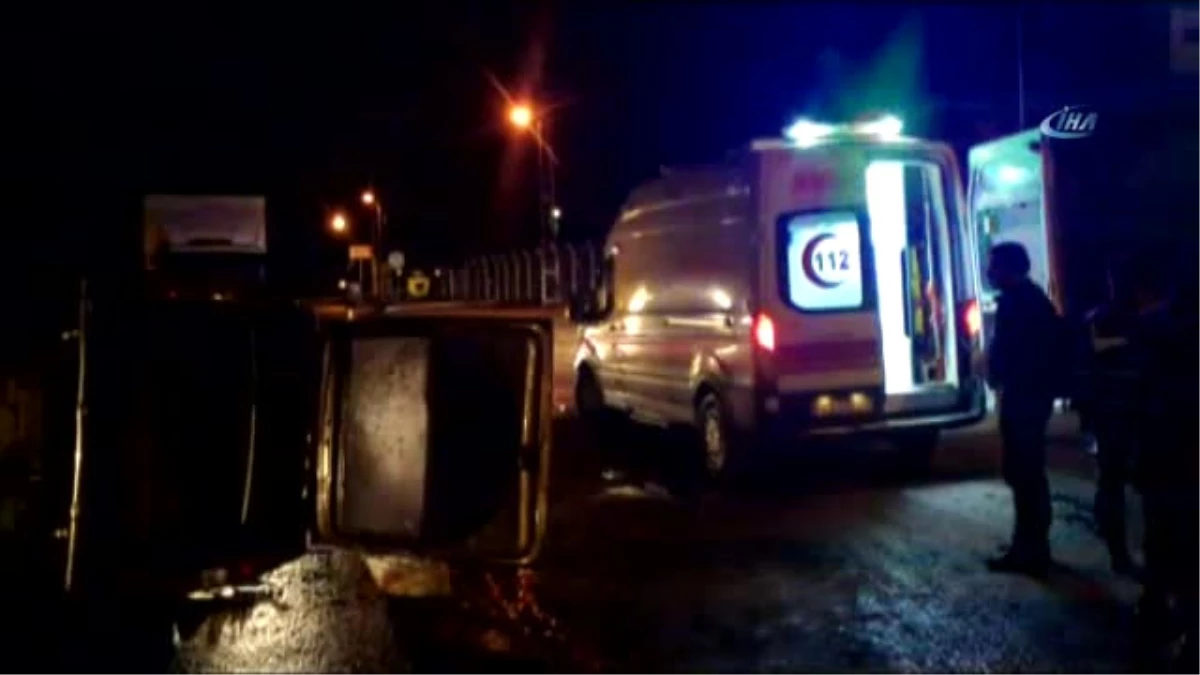 Amasya\'da Otomobille Kamyonet Çarpıştı: 5 Yaralı