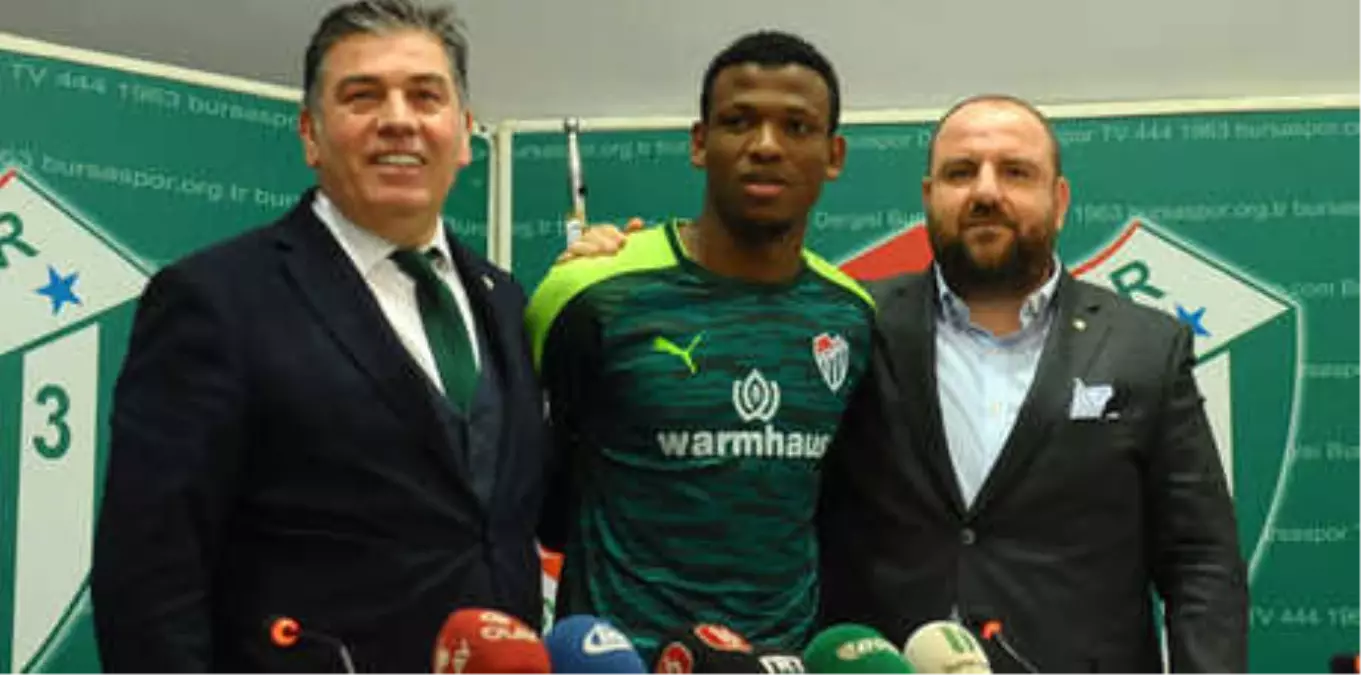 Bursaspor, Shehu ile Sözleşme İmzaladı