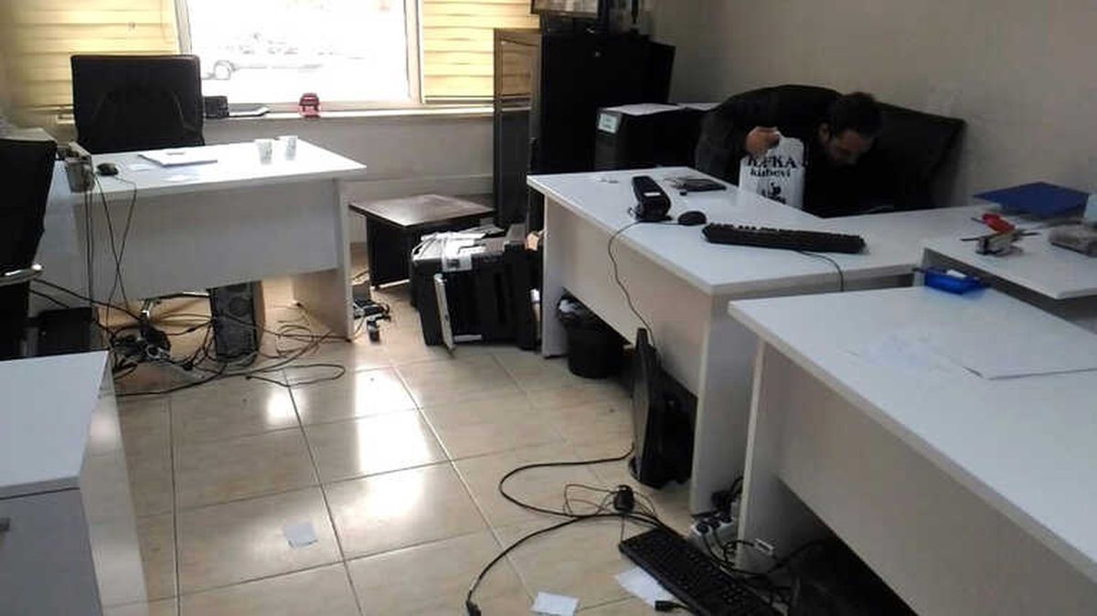 Dicle Elektrik Hizmet Binasına Saldırı