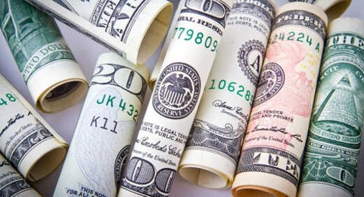 Dolar Yeni Güne Düşüşle Başladı