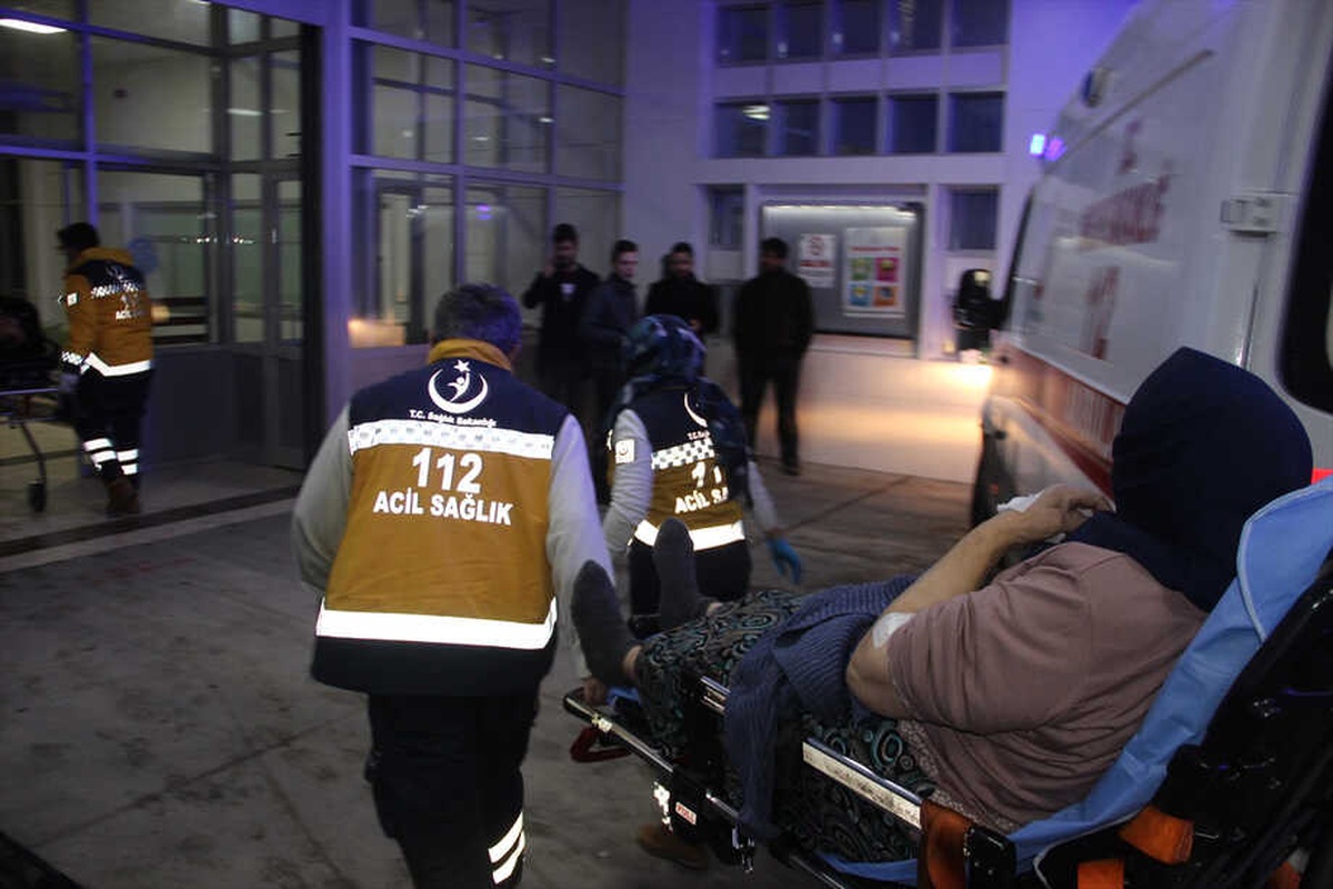 Güncelleme - Konya\'da Zincirleme Trafik Kazası: 1 Ölü, 19 Yaralı