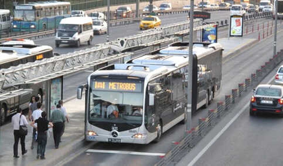 Türk Limanlarına Gelen Gemi Sayısı Yüzde 7,56 Arttı