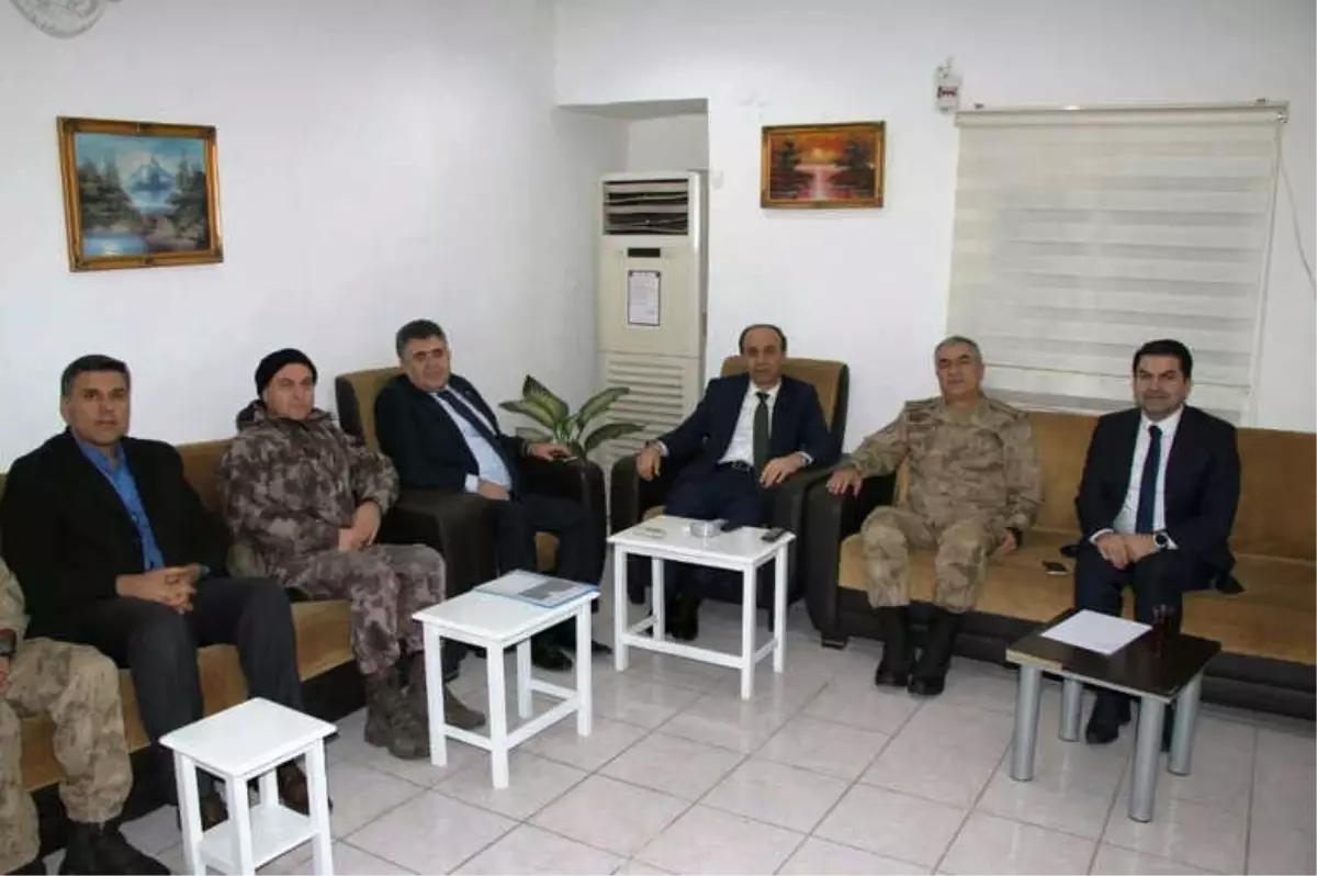 Şanlıurfa Valisinden Ceylanpınar\'da Gece Denetimi