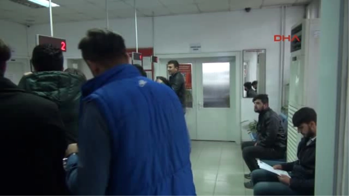 Siirt\'te Afrin\'e Gönüllü Gitmek İsteyenler Askerlik Şubesine Başvurdu