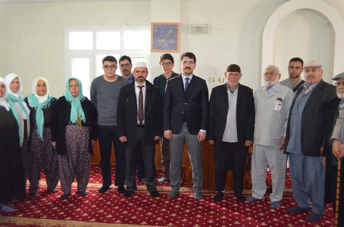 Sumbas\'ta Umreye Gidenler Uğurlandı