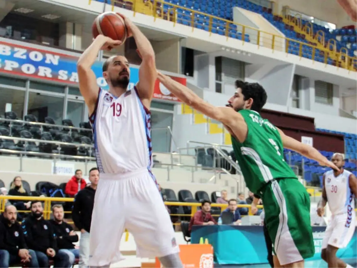 Trabzonspor, Yeşilgiresun Belediyespor\'u Devirdi
