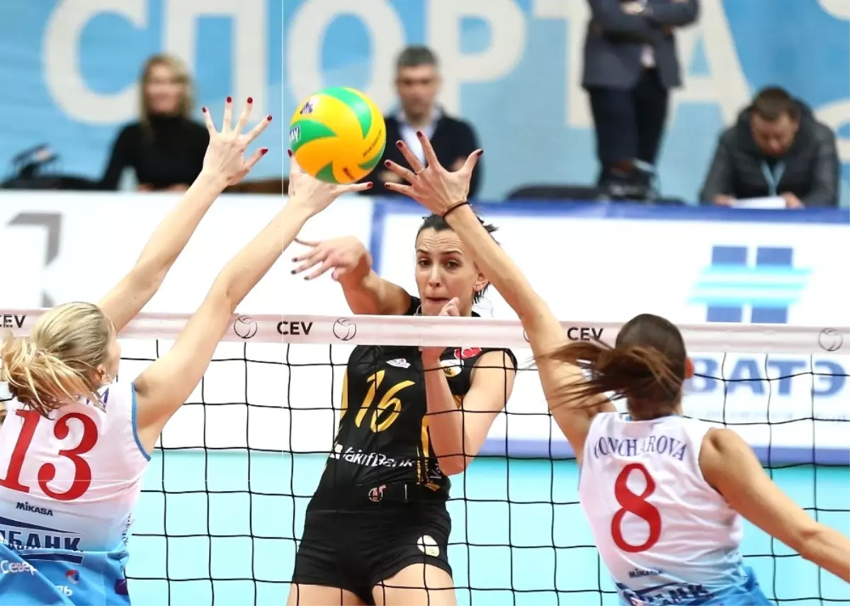 Vakıfbank, Rusya\'da Kazandı