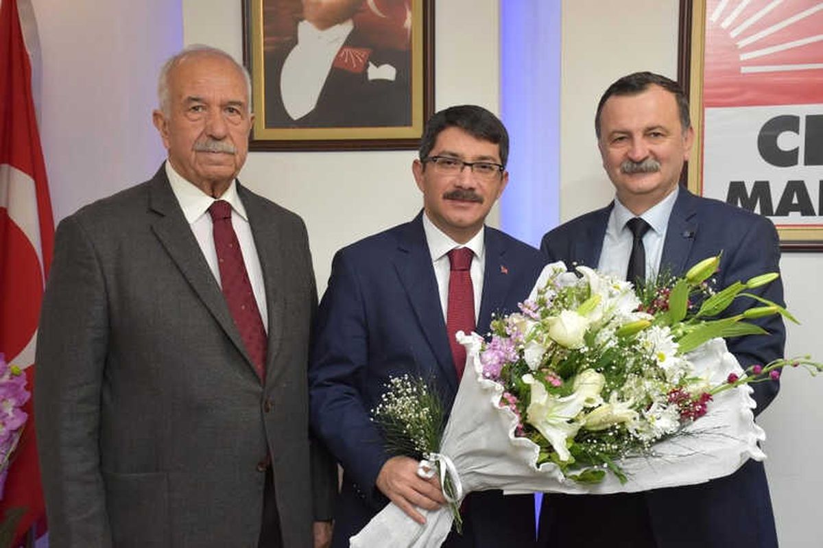 Ak Partili Çelik\'ten CHP\'li Balaban\'a Tebrik