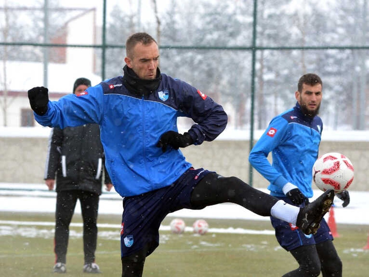 B.b. Erzurumspor Galibiyete Kilitlendi