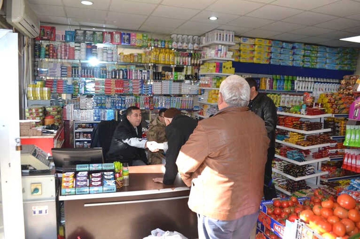 Kaymakam Beyaz, Esnafın Sorunlarını Dinledi