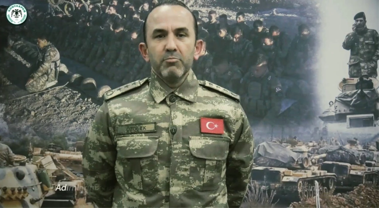 Konyaspor\'dan Asker Kıyafetli Dua