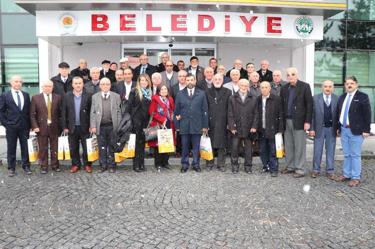 Sarıcaoğlu\'dan Eski Meclis Üyelerine Vefa