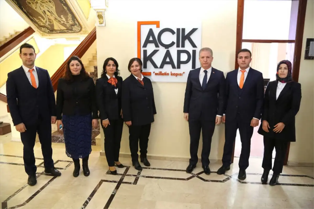 Vali Gül, Açık Kapı Projesi\'ni Tanıttı