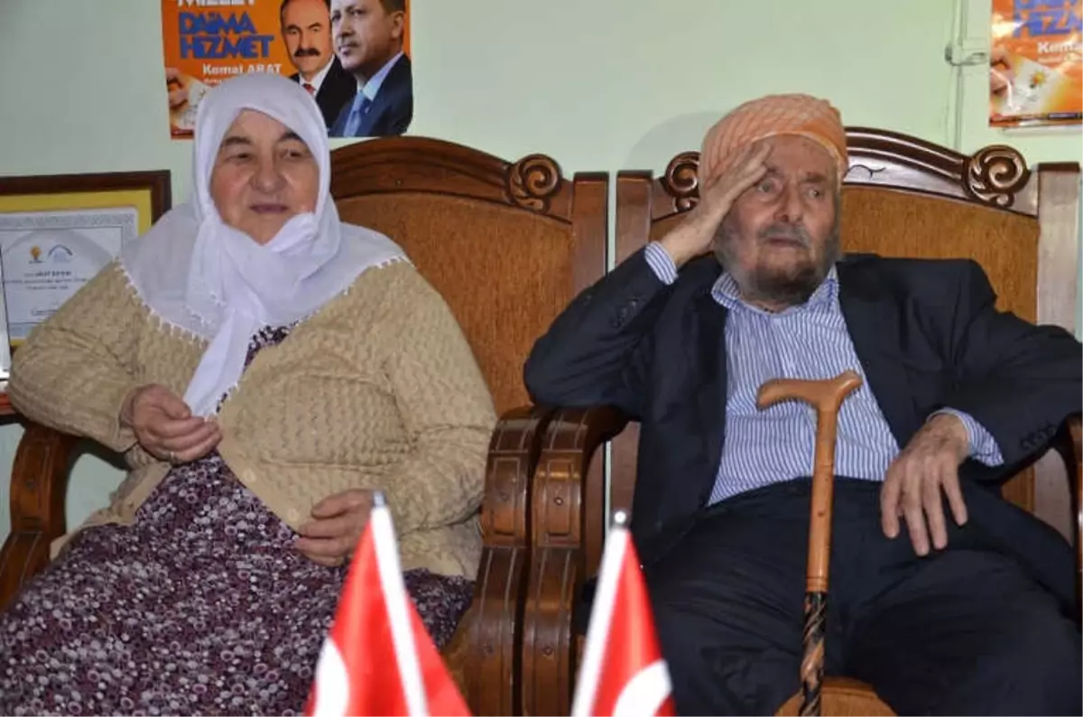 110 Yaşındaki Emekli Korucudan Mehmetçiğe Asker Selamı