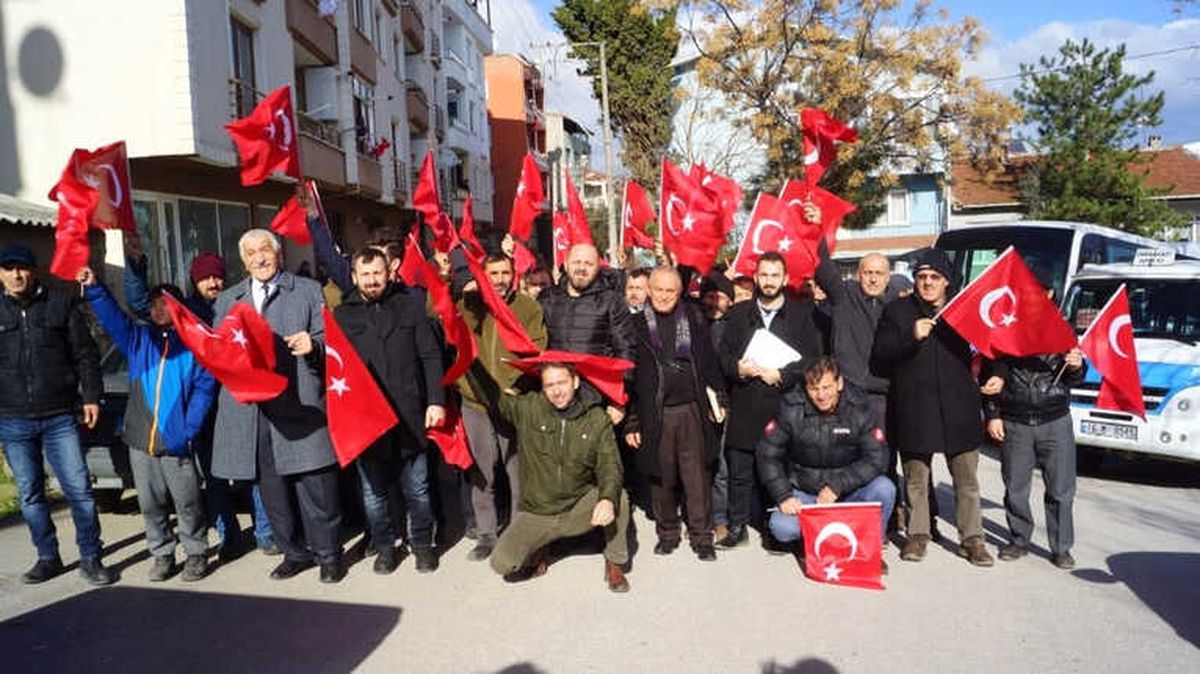 Afrin\'e Gitmek İçin Askerlik Şubesine Koştular
