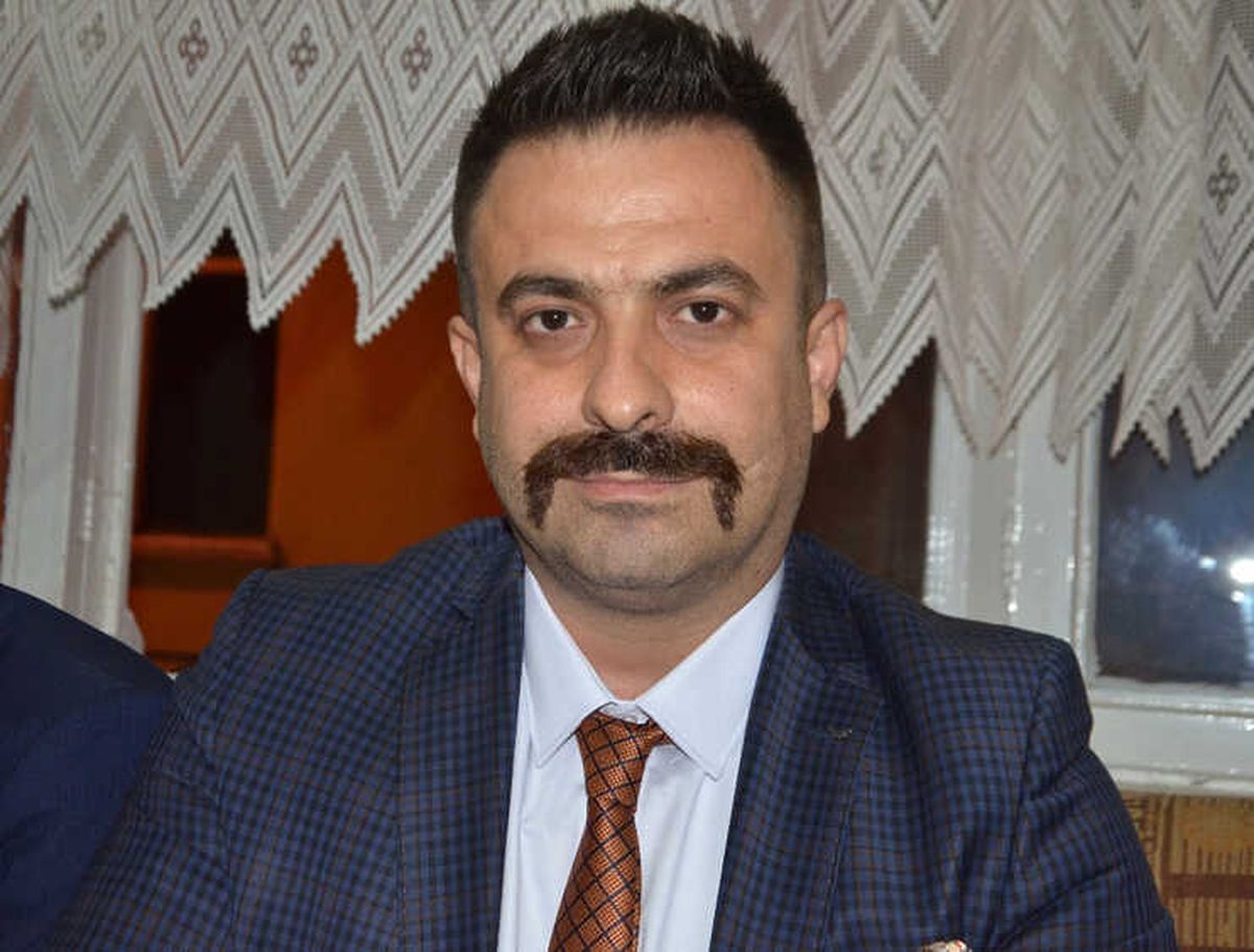 Eski MHP\'li Başkan Silahlı Kavgada Yaralandı