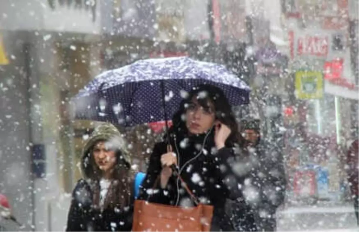 İstanbul ve Çevresine Kar Uyarısı