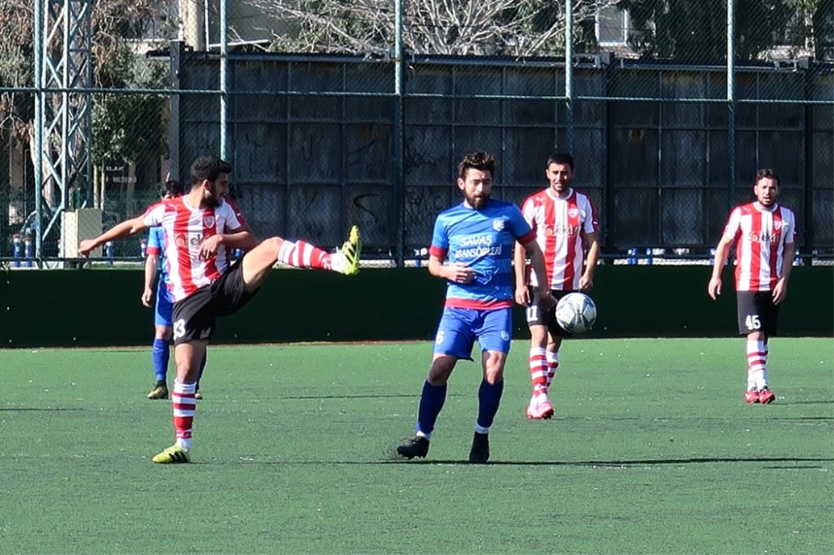 İzmir Süper Amatör Lig: Denizspor: 2 - Foça Belediyespor: 4