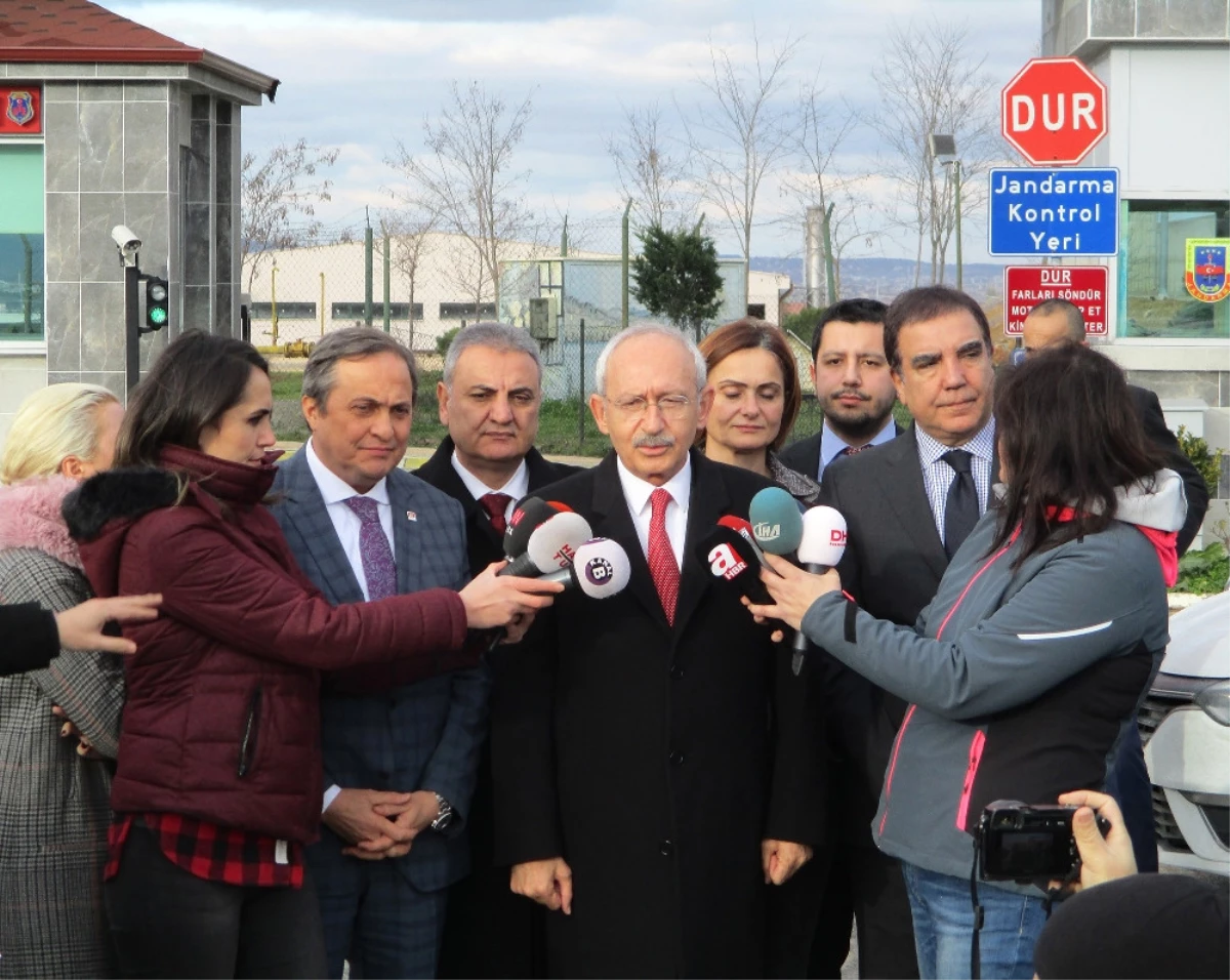 Kılıçdaroğlu, Berberoğlu\'nu Cezaevinde Ziyaret Etti