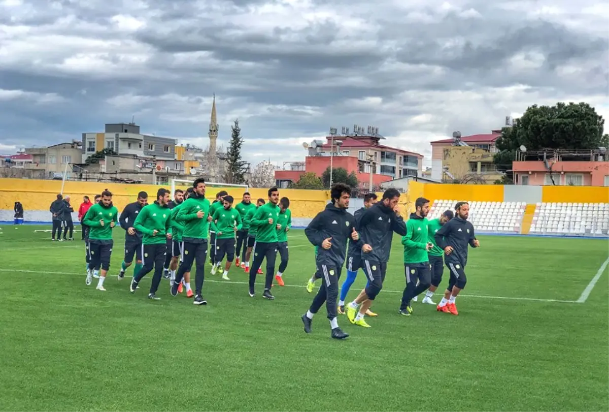 Osmaniyespor Fk, İkinci Yarıda İlk Kez Taraftarıyla Buluşuyor