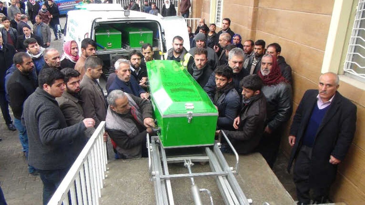 Banyo Yapmak İsteyen Karı Koca, Şofbenden Sızan Gazdan Zehirlendi