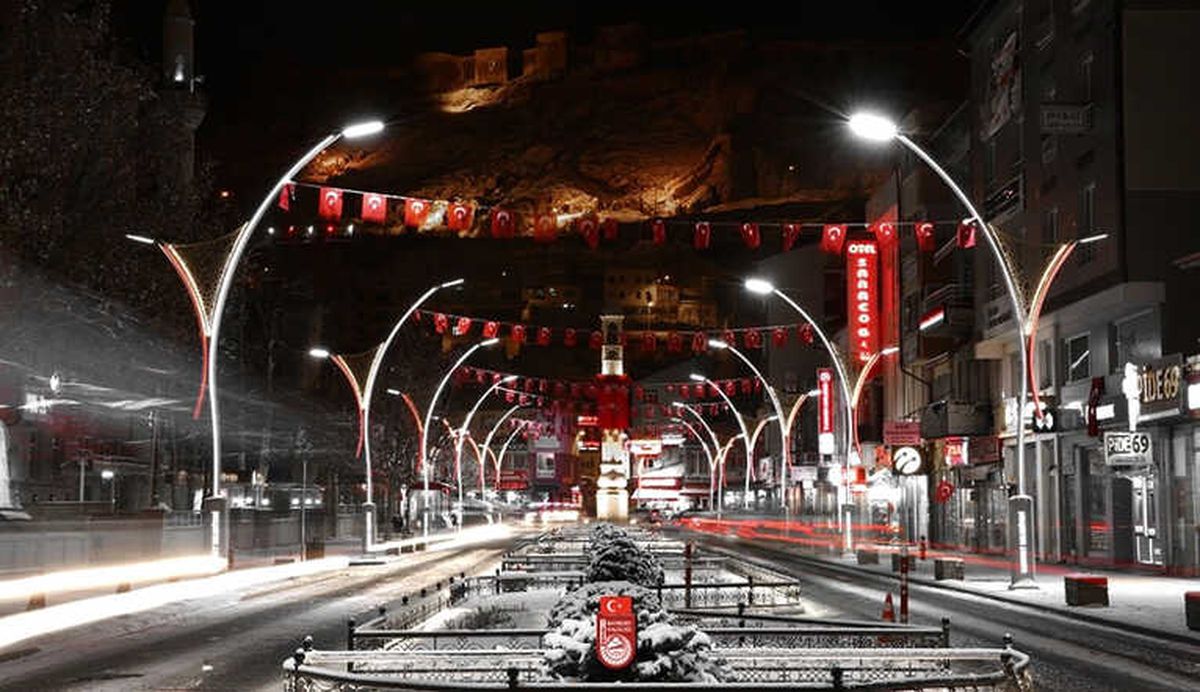 Bayburt Bayraklarla Donandı