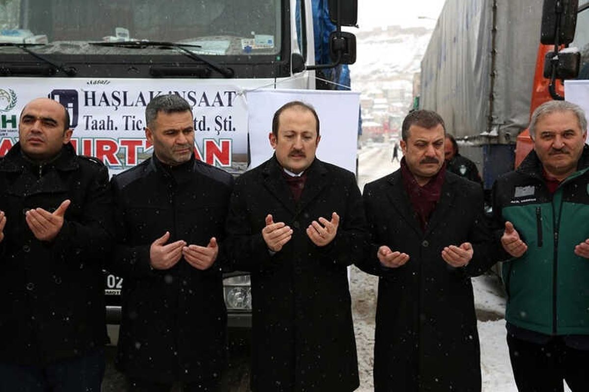 Bayburt\'tan Toplanan Yardımlar Suriye\'ye Ulaştırılmak Üzere Yola Çıktı