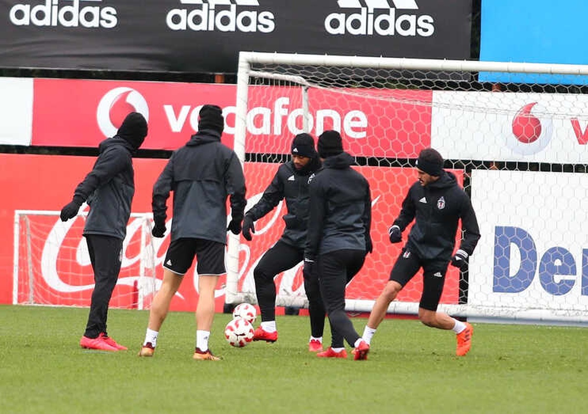 Beşiktaş Ara Vermeden Kupa Mesaisine Başladı