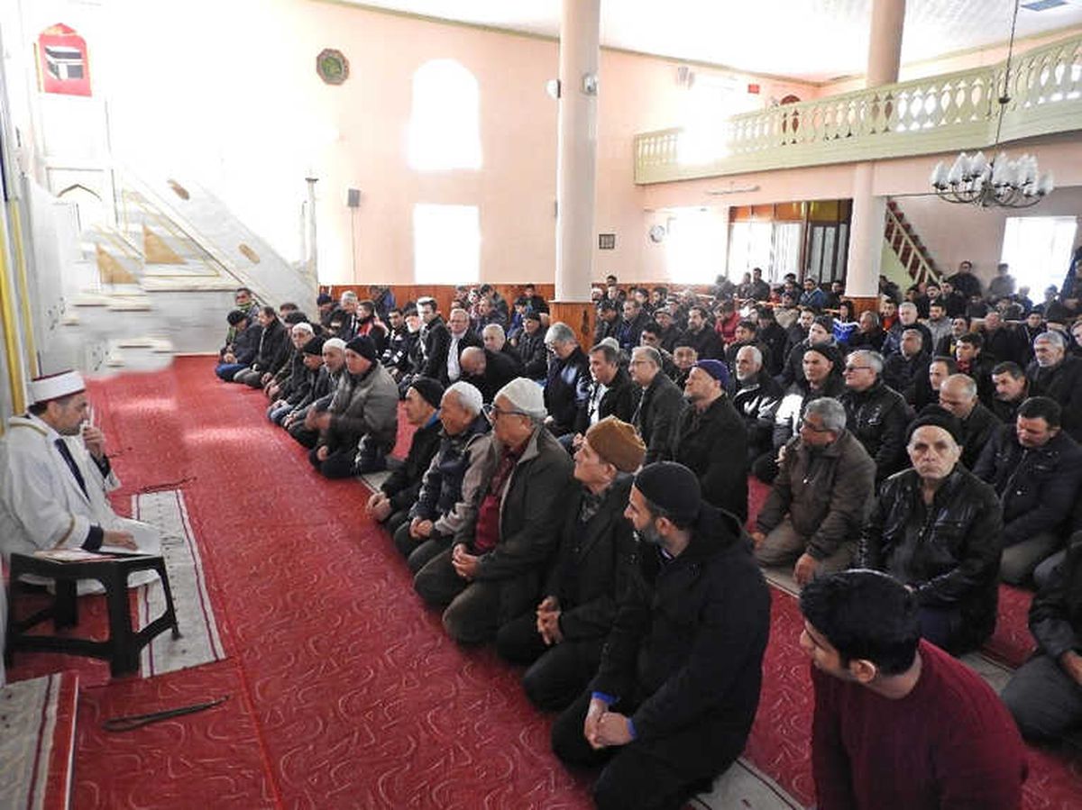 Enez\'de Dualar Afrin Şehitleri İçin Yükseldi