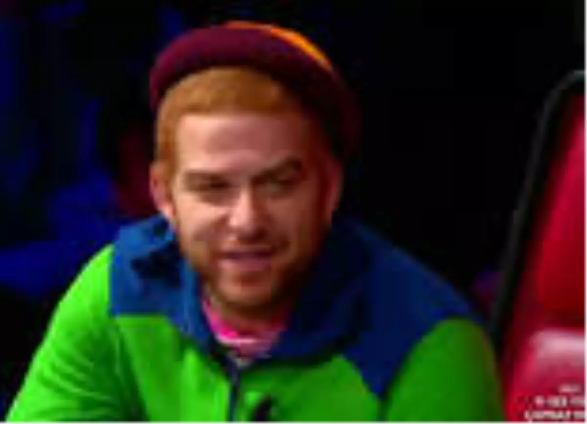 Hadise, Gökhan\'a Merak Ettiği O Soruyu Sordu!