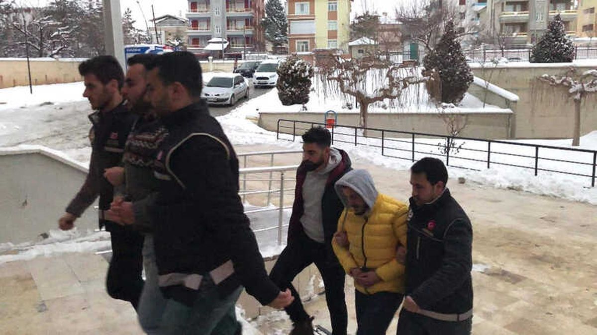 Karaman\'da Uyuşturucu Operasyonuna 2 Tutuklama