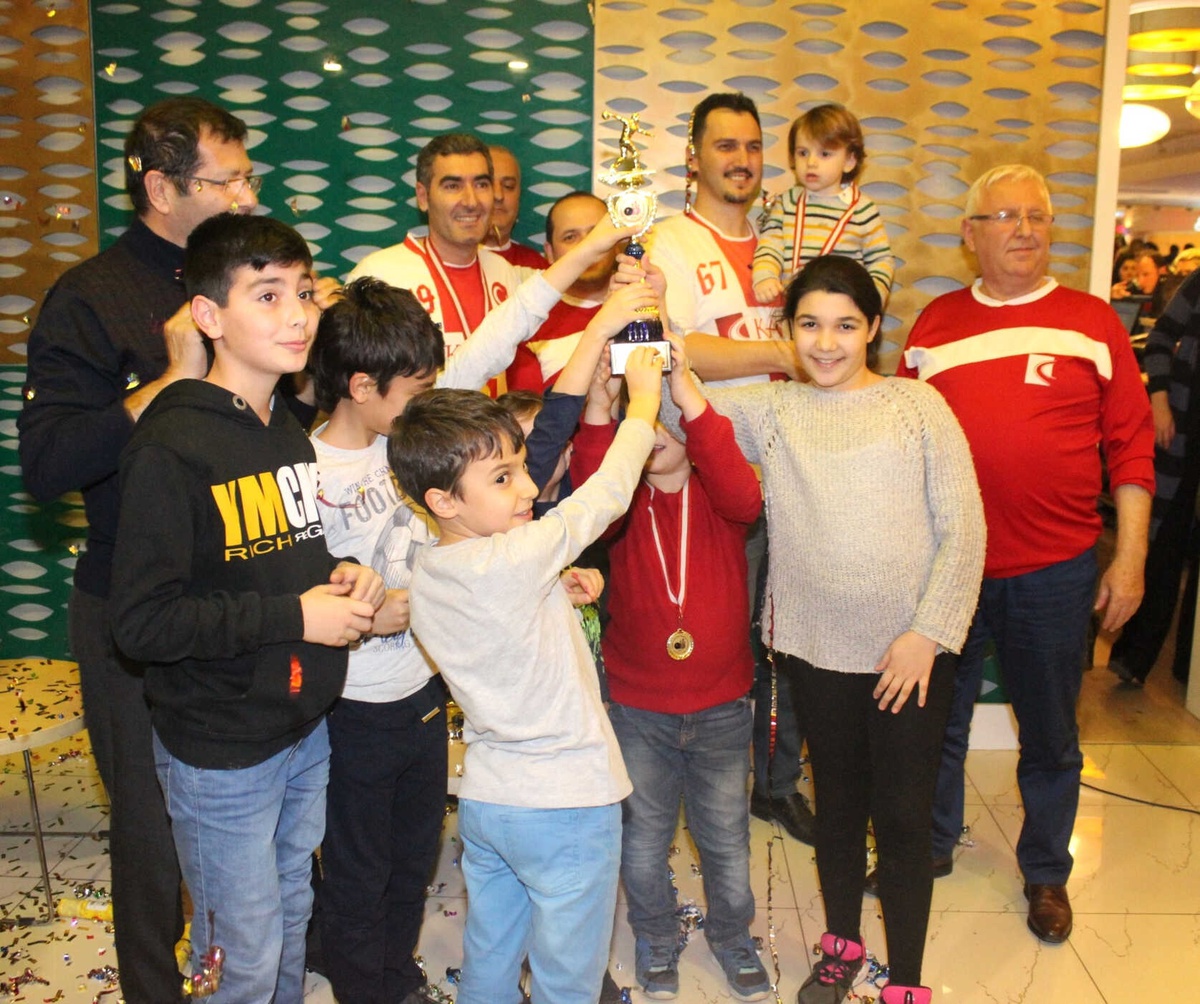 KSİAD 5. Bowling Turnuvasında Şampiyon \'KAYRA\' Oldu