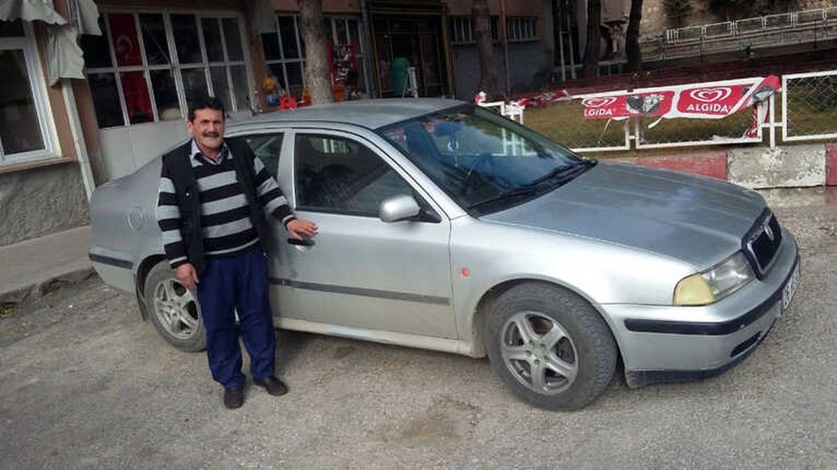 Ne Yaptı Ne Etti Bir Türlü Ehliyet Alamadı