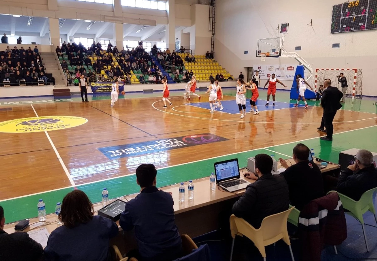 Türkiye Kadınlar Basketbol Ligi: Edremit Bld. Gürespor: 78 - İstanbulgücü: 60