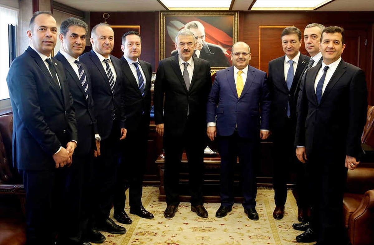 Vakıfbank Yönetiminin İzmir Ziyareti