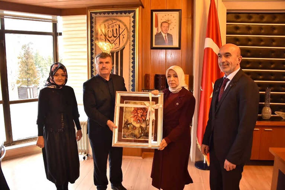 AK Parti Genel Başkan Yardımcısı Çalık: "Konya\'nın Başarısının Sırrı Sosyal Belediyecilikte Gizli"