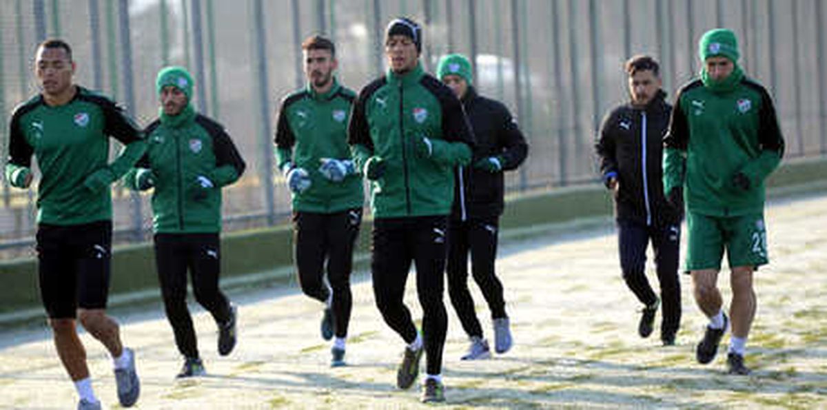Bursaspor\'da Beşiktaş Mesaisi Başladı