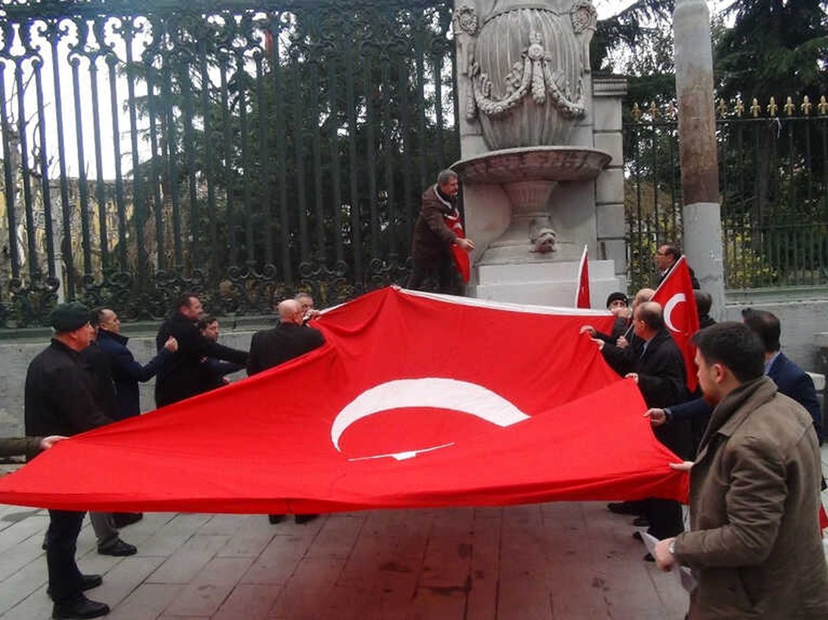 Emekli Özel Harekatçılardan Afrin Harekatına Destek Eylemi