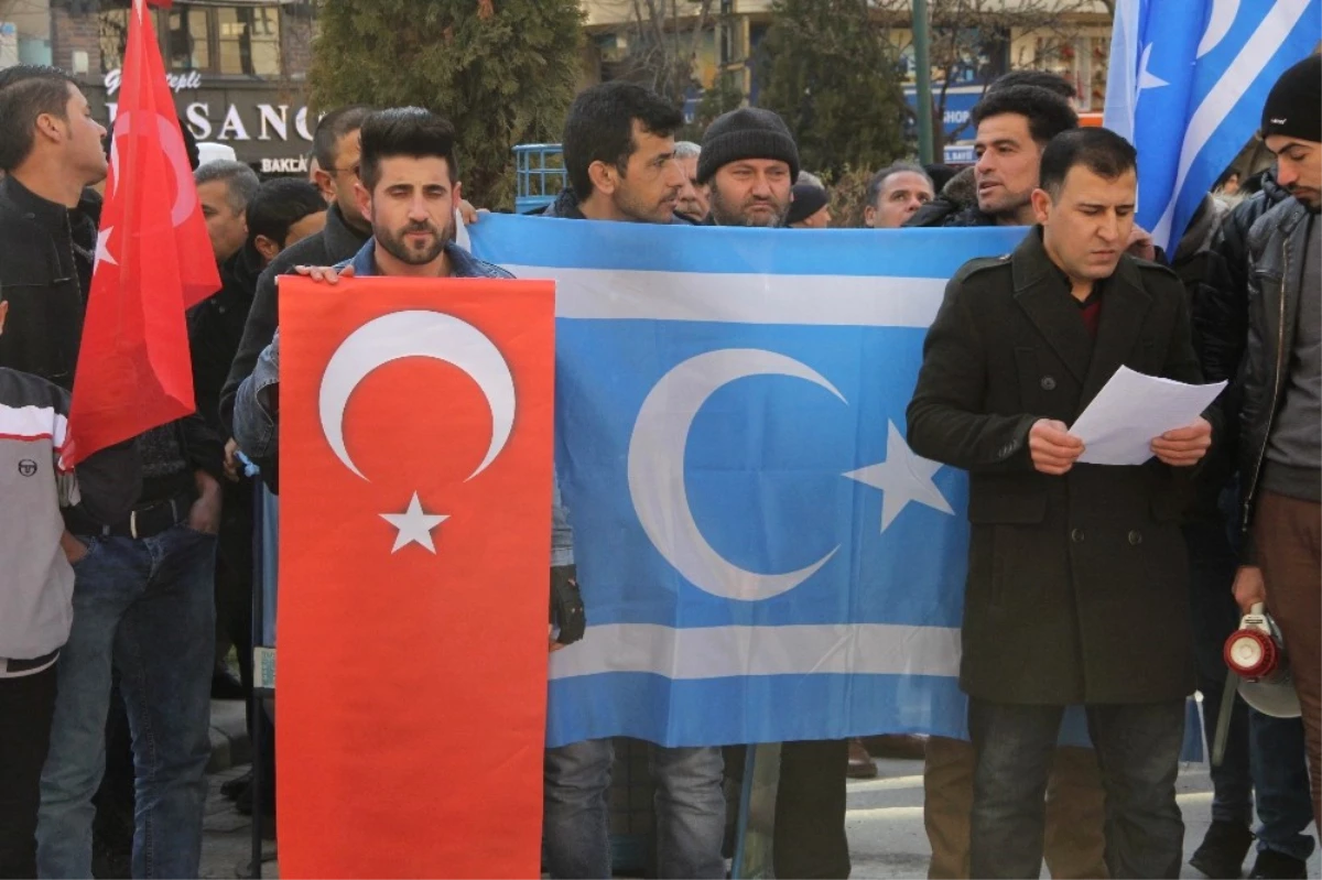 Eskişehir\'de Yaşayan Türkmenler\'den Zeytin Dalı Harekatı\'na Destek