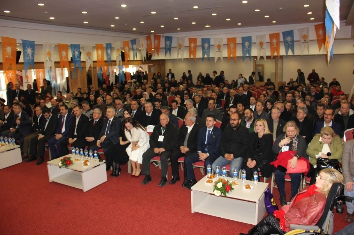 Kuşadası AK Parti\'nin Yeni İlçe Başkanı Mustafa Gökçe Oldu
