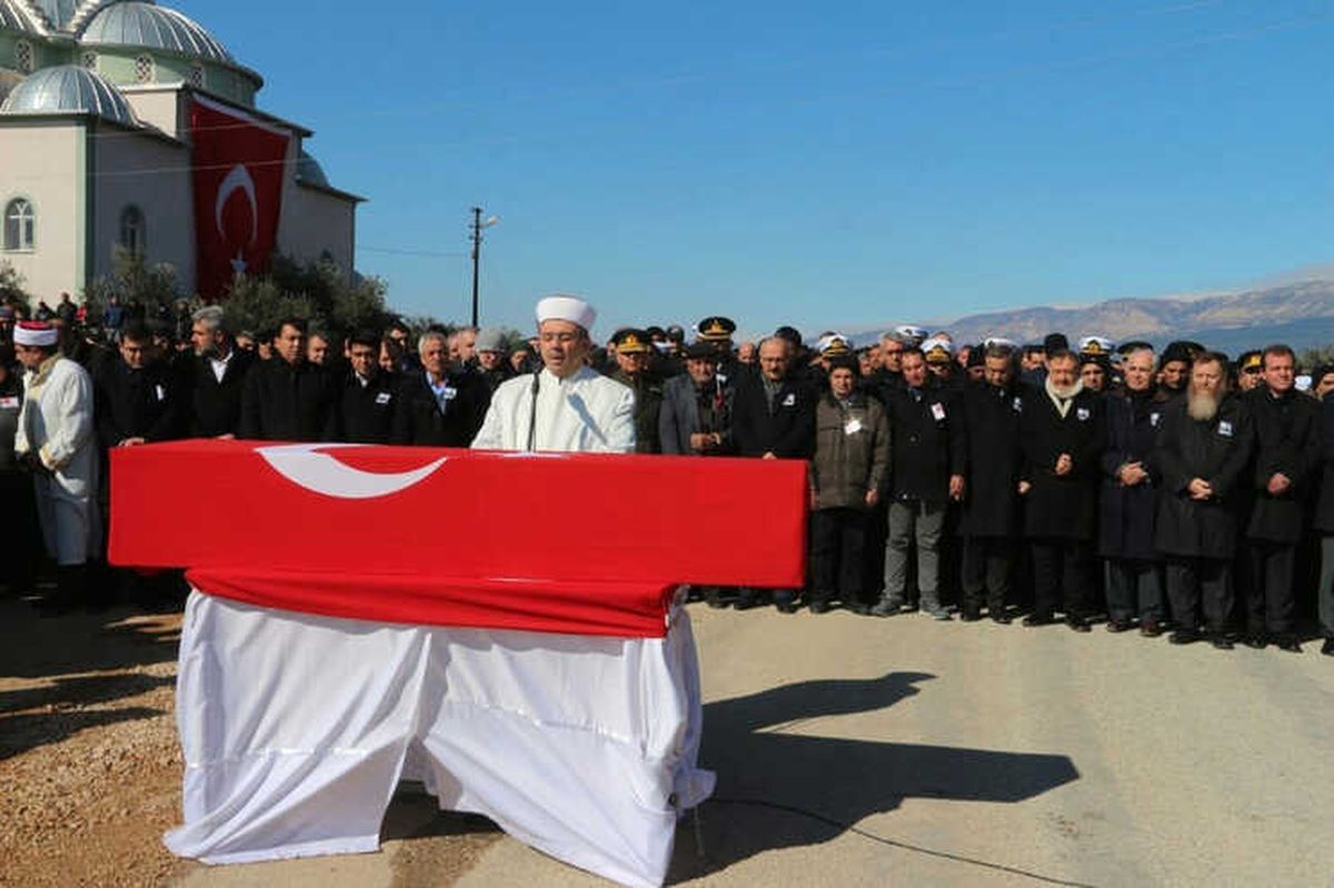 Mersin Şehidini Uğurladı